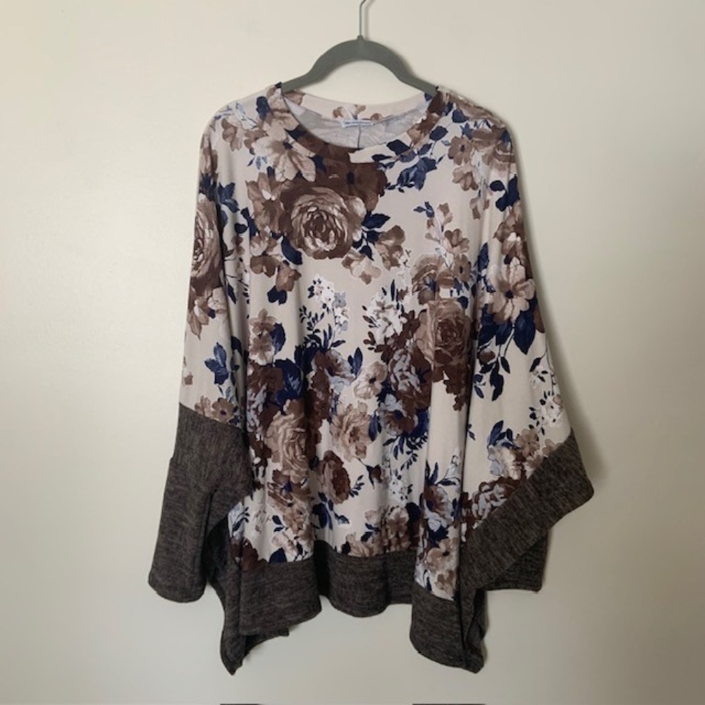 Egy California Floral Oversized Tunic Top Size L Boho Peasant Statement Sleeve